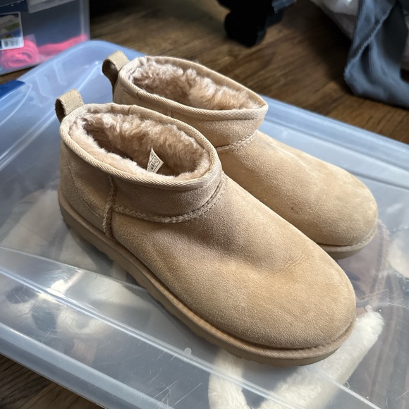 UGG ultra mini - Picture 1 of 4